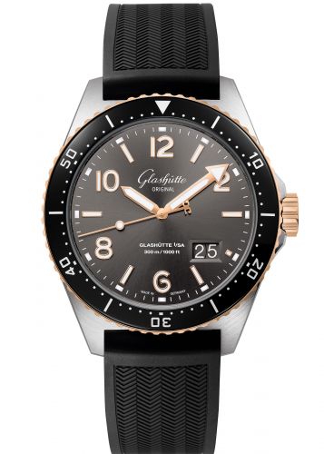 SeaQ Panorama Date Stainless Steel / Red Gold / Grey / Rubber / Folding