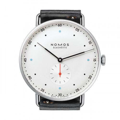 Metro 38 Silver