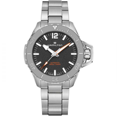 Khaki Navy Frogman Auto 46 Stainless Steel / Black / Bracelet