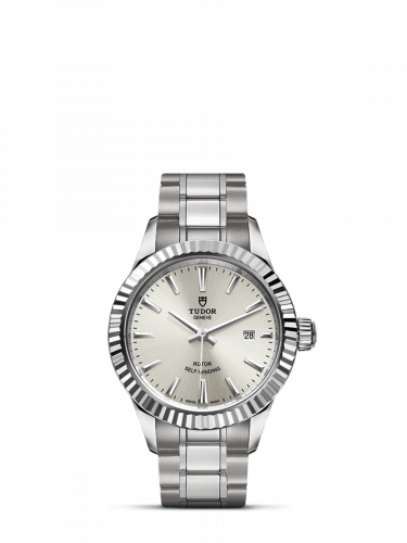 Style 28 Stainless Steel / Fluted / Silver / Bracelet