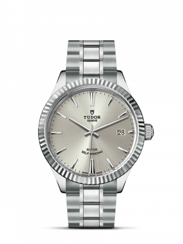Style 38 Stainless Steel / Fluted / Silver / Bracelet