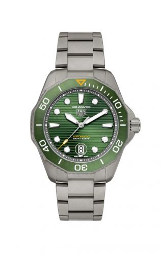 Aquaracer Professional 300 43 Titanium / Green